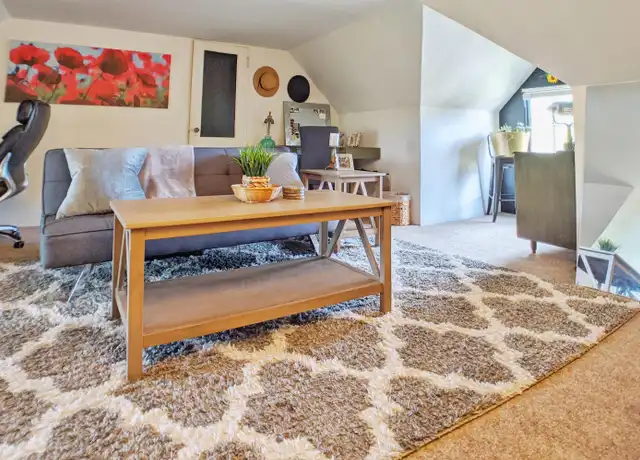 Property at 457 SW Washington Ave Unit 7, Corvallis, OR, 97333, 1 bed, 1 bath, [object Object]