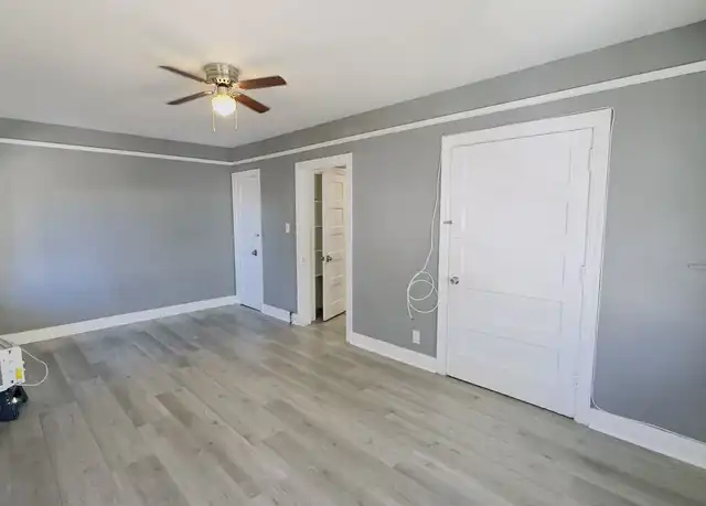 Property at 1515 Menlo Ave Unit 1/2, Los Angeles, CA, 90006, 0 beds, 1 bath, [object Object]