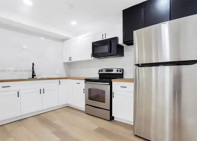 Property at 1528 NE 145th St Unit A, Miami, FL, 33161, 3 beds, 1 bath, [object Object]