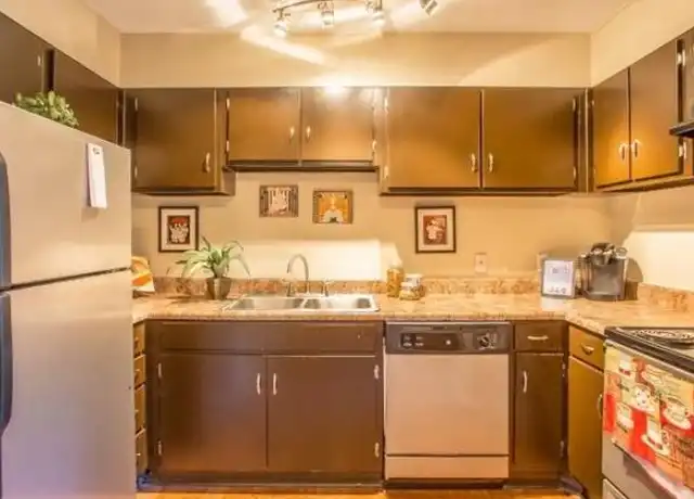 Property at 100 Ashley Cir, Athens, GA, 30605, 2 beds, 2 baths, [object Object]