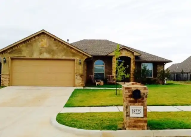 Property at 18225 Groveton Blvd, Edmond, OK, 73012, 3 beds, 2 baths, [object Object]