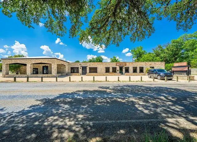 Property at 1602 Texas 39, Hunt, TX, 78024, 1 bed, 1 bath, [object Object]