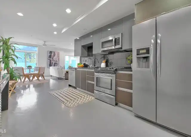 Property at 133 S Los Robles Ave #205, Pasadena, CA, 91101, 2 beds, 2 baths, [object Object]