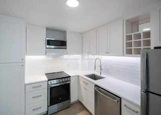 Property at 269 Harvard St, Cambridge, MA, 02139, 2 beds, 1 bath, [object Object]