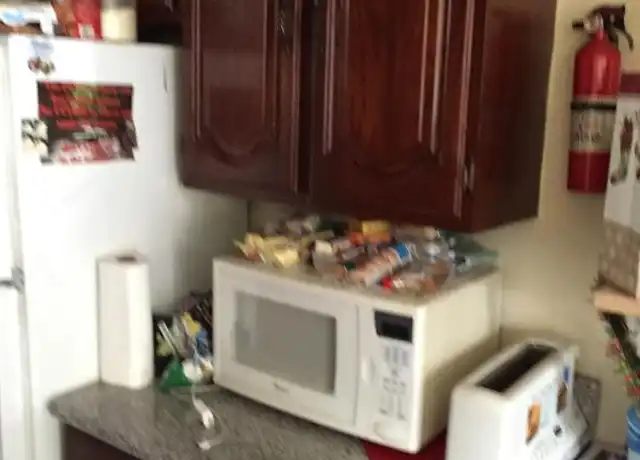 Property at 10010 MacArthur Blvd, Oakland, CA, 94605, 1 bed, 1 bath, [object Object]