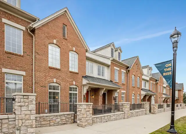 Property at 17 N Squirrel Rd, Auburn Hills, MI, 48326, 2 beds, 2.5 baths, [object Object]