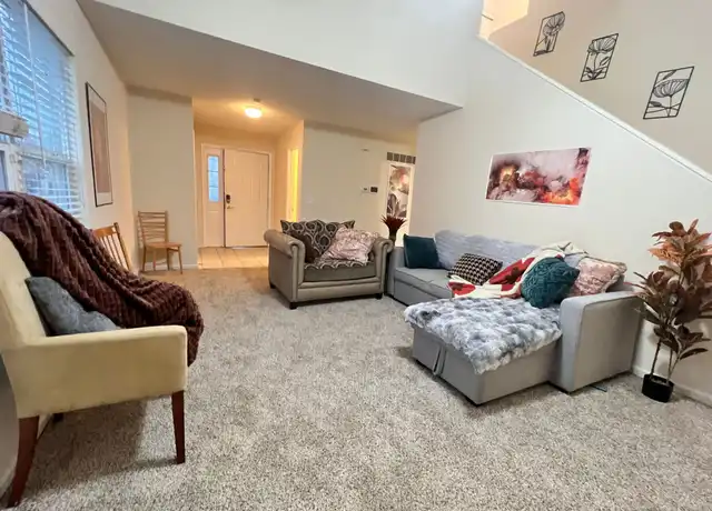 Property at 1511 Legend Trail Dr Unit B, Lawrence, KS, 66047, 4 beds, 3.5 baths, [object Object]