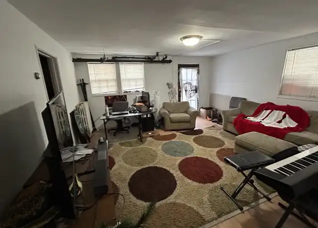 Property at 2125 University Ave Unit 1, Madison, WI, 53726, 2 beds, 1 bath, [object Object]