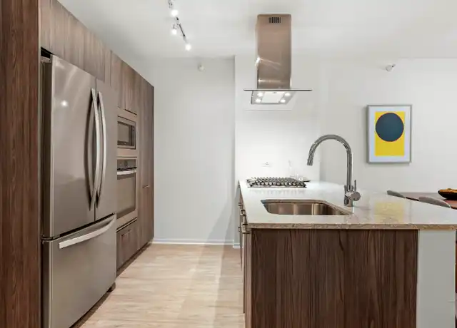 Property at 228 E Illinois St, Chicago, IL, 60611, 1 bed, 1 bath, [object Object]