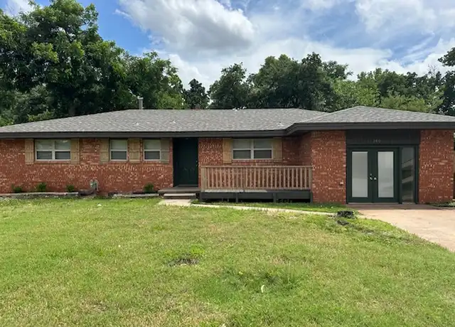 Property at 340 E 14th St, Edmond, OK, 73034, 4 beds, 2 baths, [object Object]