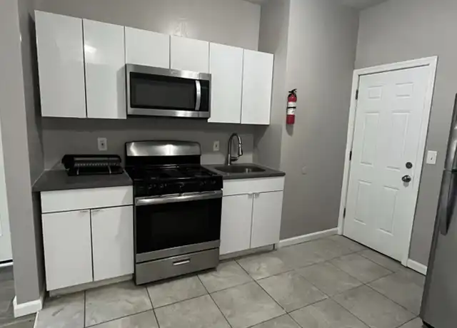 Property at 298 Halsted St Unit 4, East Orange, NJ, 07018, 2 beds, 1 bath, [object Object]