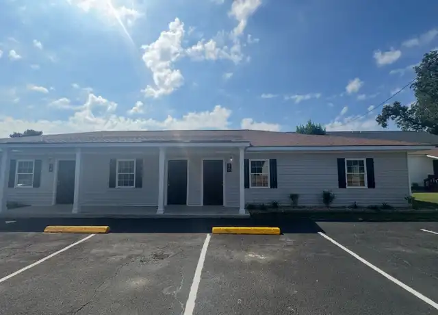 Property at 214 Lanier Dr Unit 14, Statesboro, GA, 30458, 2 beds, 1 bath, [object Object]