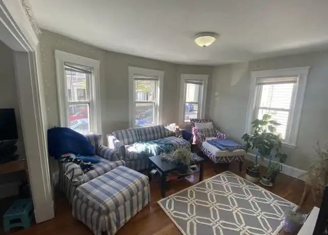 Property at 26 Bolton St, Somerville, MA, 02143, 3 beds, 1 bath, [object Object]