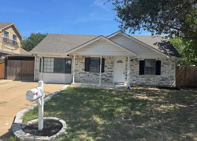 Property at 2465 Chadwick Dr, Fort Worth, TX, 76131, 3 beds, 2 baths, [object Object]