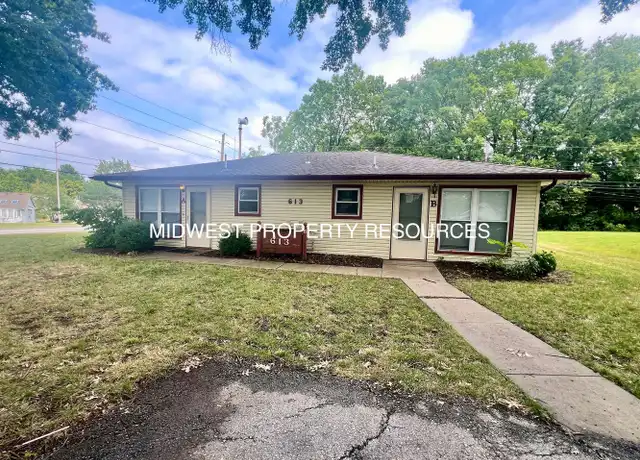 Property at 613 NW Fieldcrest Dr, Lee's Summit, MO, 64081, 2 beds, 1 bath, [object Object]