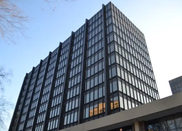 Photo of 900 Chapel St, New Haven, CT 06510
