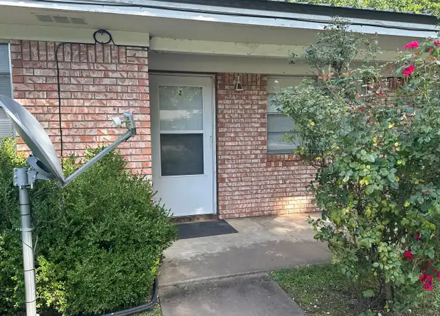 Property at 308 N Inglewood Ave Apt 2, Russellville, AR, 72801, 2 beds, 1 bath, [object Object]