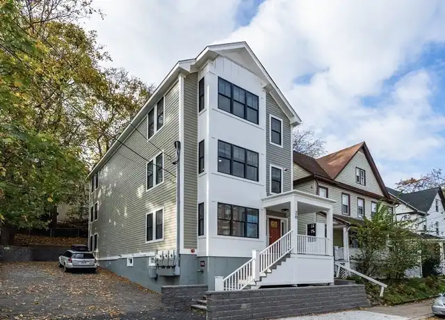 Property at 26 Arlington St Unit 1, Brighton, MA, 02135, 3 beds, 2 baths, [object Object]
