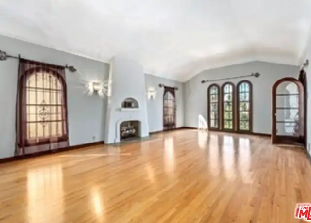 Property at 1028 Meadowbrook Ave Unit 230, Los Angeles, CA, 90019, 3 beds, 2 baths, [object Object]
