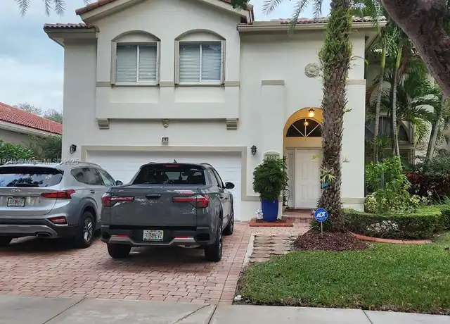 Property at 4533 NW 109th Ct Unit 4533, Doral, FL, 33178, 3 beds, 2 baths, [object Object]