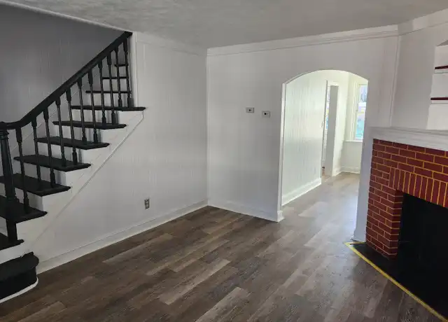 Property at 814 E 22nd St, Wilmington, DE, 19802, 2 beds, 1 bath, [object Object]