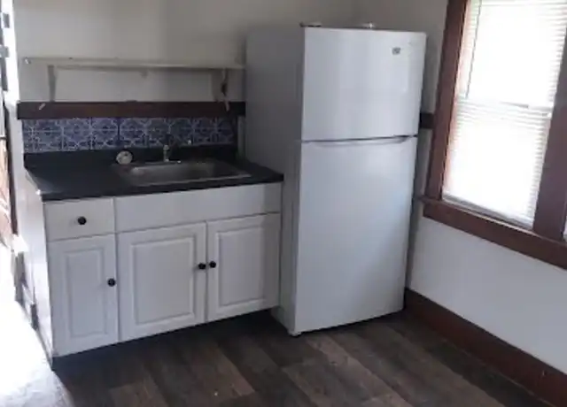 Property at 3655 E Holmes Ave, Cudahy, WI, 53110, 2 beds, 1 bath, [object Object]