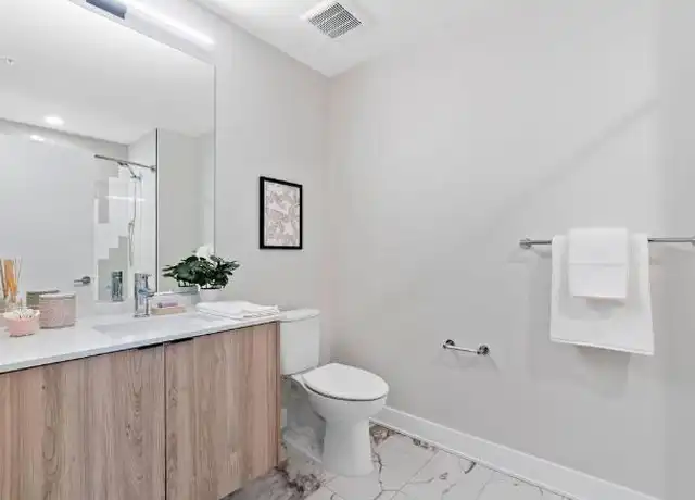 Property at 1125 W Van Buren St, Chicago, IL, 60607, 3 beds, 2 baths, [object Object]
