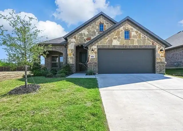 Property at 804 Misty Ln, Cleburne, TX, 76033, 3 beds, 2 baths, [object Object]