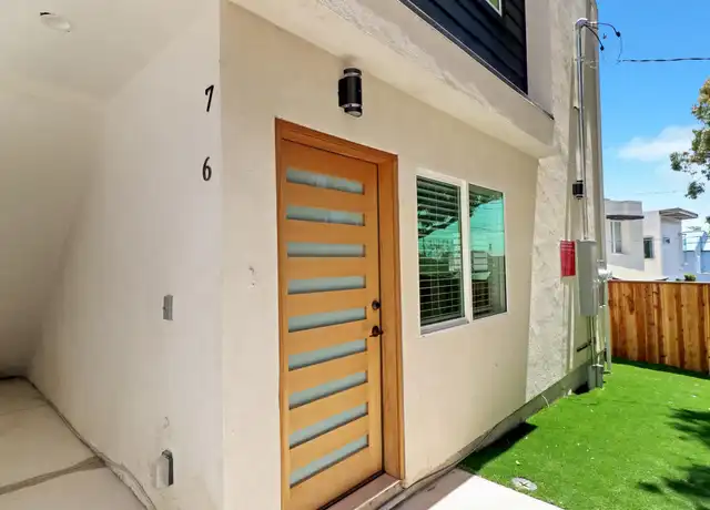 Property at 644 Pier Ave Unit 6, Santa Monica, CA, 90405, 2 beds, 2 baths, [object Object]