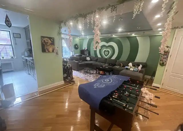 Property at 10230 Queens Blvd, Forest Hills, NY, 11375, 1 bed, 1 bath, [object Object]