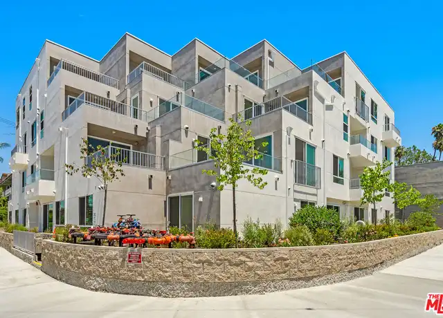 Property at 4406 Fulton Ave Unit 202, Sherman Oaks, CA, 91423, 2 beds, 2 baths, [object Object]