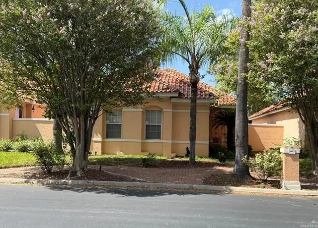 Property at 120 Yucca Ave, McAllen, TX, 78504, 2 beds, 2 baths, [object Object]