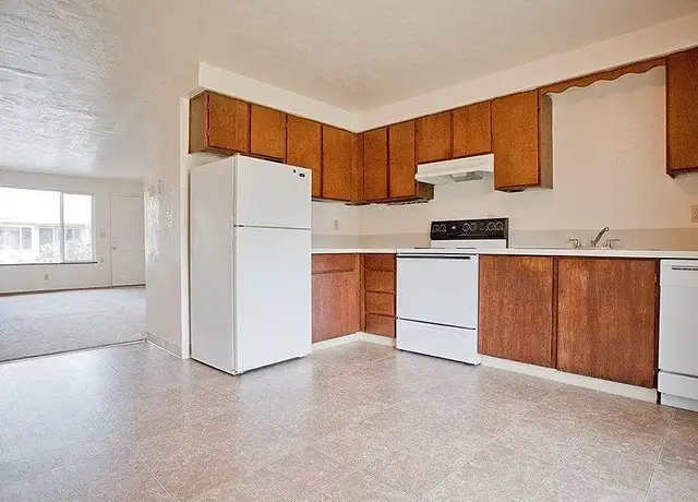 Photo of 130 River Ave, Eugene, OR 97404