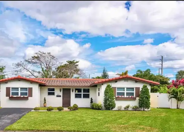 Property at 2648 NW 9th Ln, Wilton Manors, FL, 33311, 3 beds, 2 baths, [object Object]