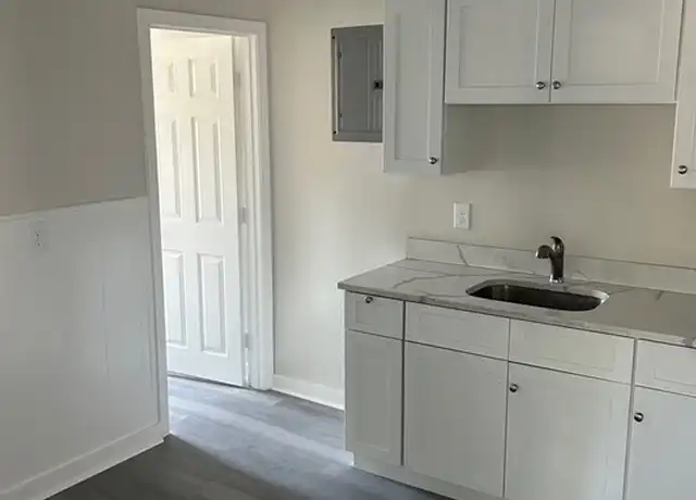 Property at 50 Vernon St Unit 2R, Worcester, MA, 01610, 1 bed, 1 bath, [object Object]