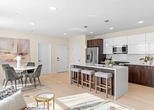 Property at 124 Warren St Unit 202, Boston, MA, 02119, 2 beds, 1 bath, [object Object]