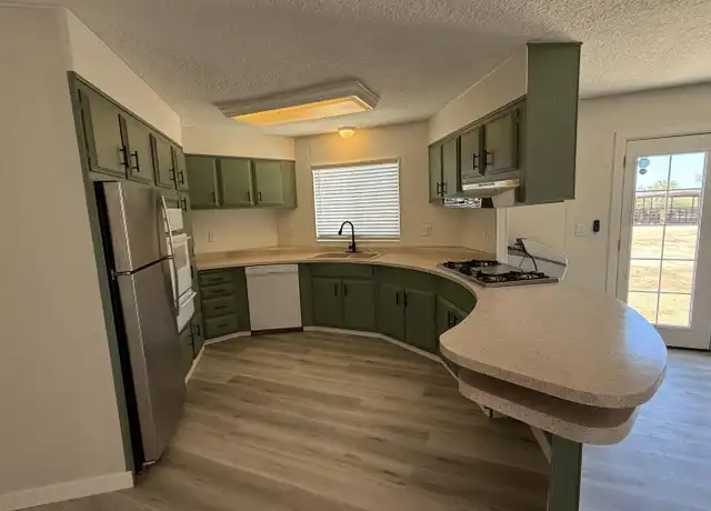 Property at 6703 E Calle de Las Estrellas Rd Unit 2, Cave Creek, AZ, 85331, 3 beds, 2 baths, [object Object]