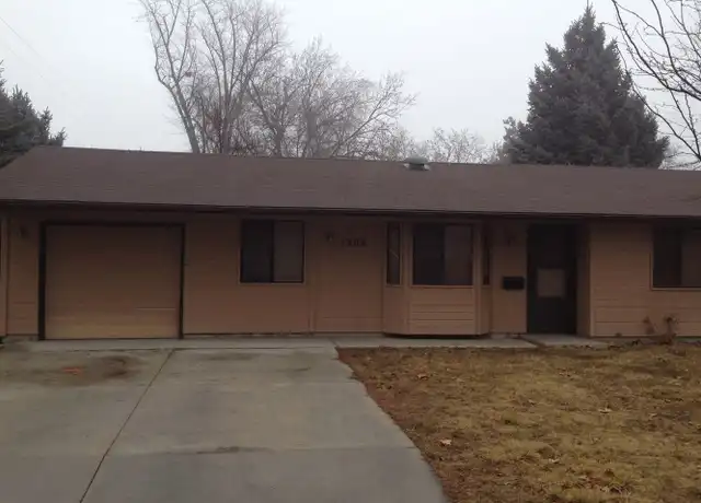 Property at 1202 S Abbs St, Boise, ID, 83705, 2 beds, 1.5 baths, [object Object]