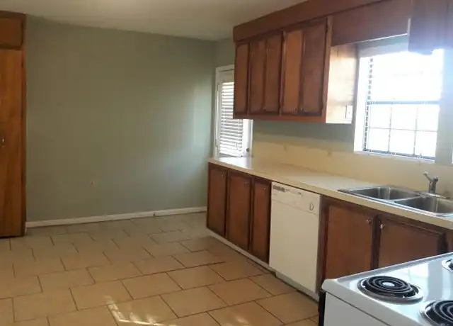 Property at 3660 Mississippi 589, Hattiesburg, MS, 39402, 3 beds, 2 baths, [object Object]