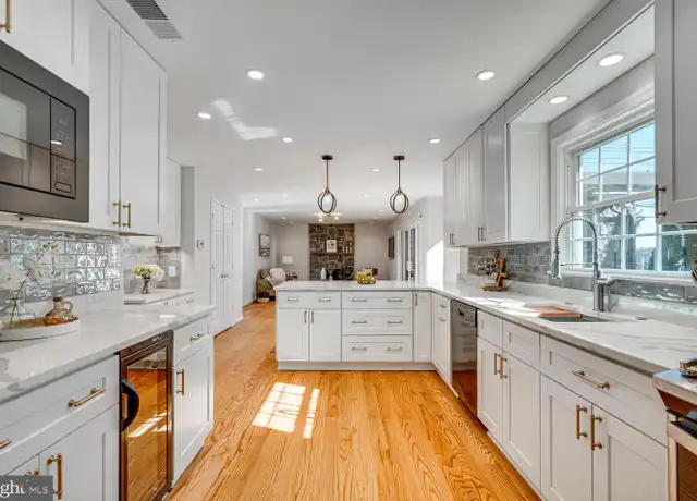 Property at 6421 Linway Ter, Mc Lean, VA, 22101, 5 beds, 4 baths, [object Object]