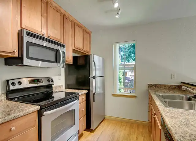 Property at Asbury Park - 12821 126th Way NE, Kirkland, WA, 98034, 0-2 beds, 1 bath, [object Object]