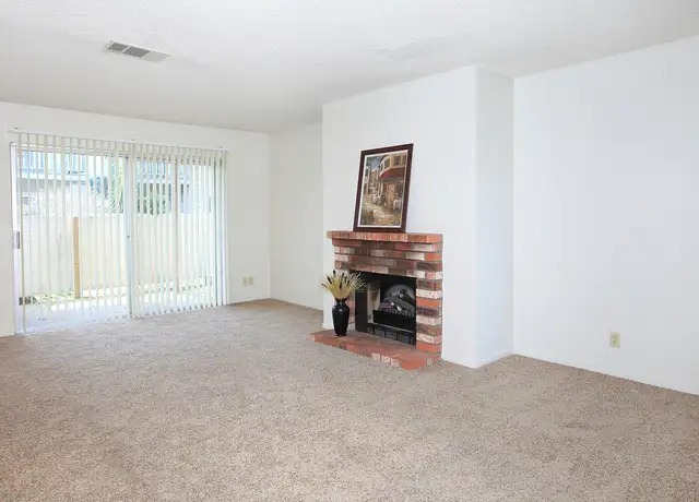 Photo of 3342 M St, Merced, CA 95348