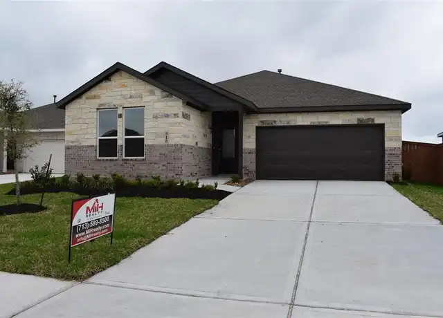 Property at 810 Heaven Dr, Beasley, TX, 77417, 4 beds, 2 baths, [object Object]