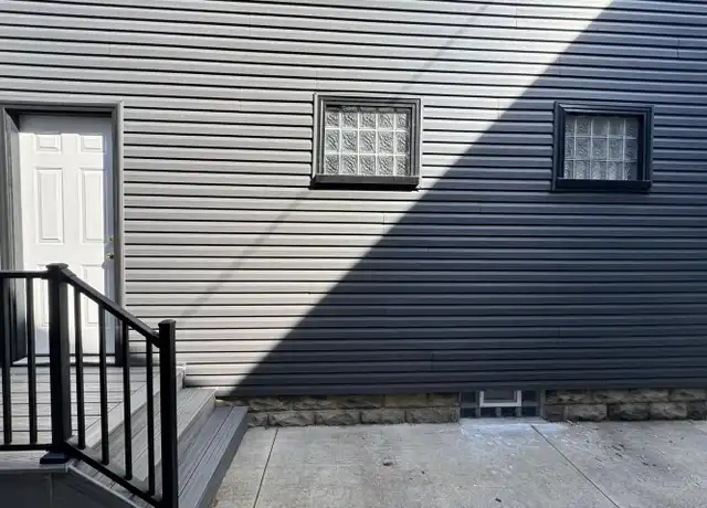 Property at 236 S Market St, Wooster, OH, 44691, 1 bed, 1 bath, [object Object]