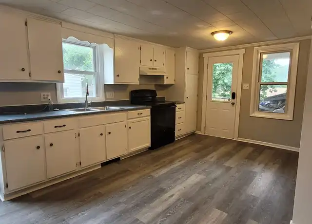 Property at 330 S State St, Leola, PA, 17540, 3 beds, 1 bath, [object Object]