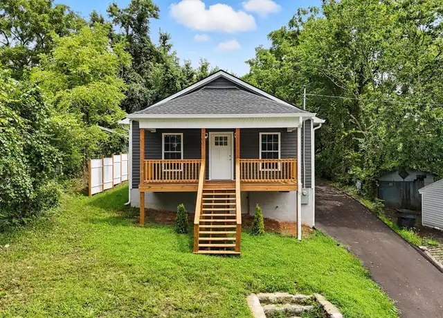 Property at 1037 5th St, Bristol, TN, 37620, 3 beds, 1 bath, [object Object]
