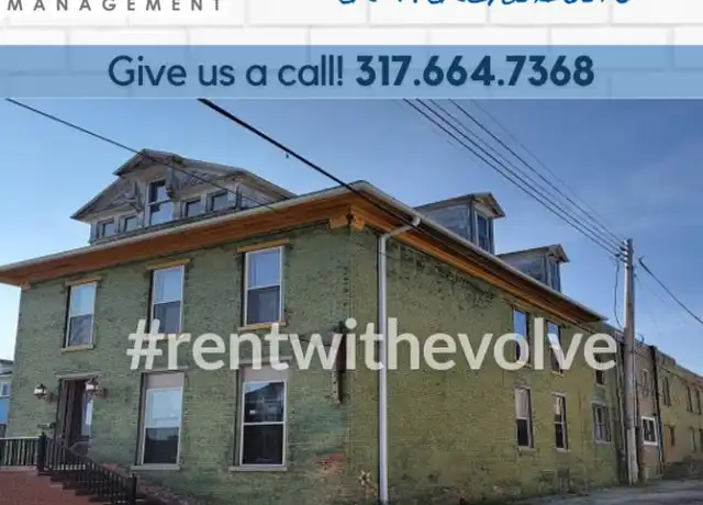 Property at 120 E Franklin St, Winchester, IN, 47394, 2 beds, 1 bath, [object Object]