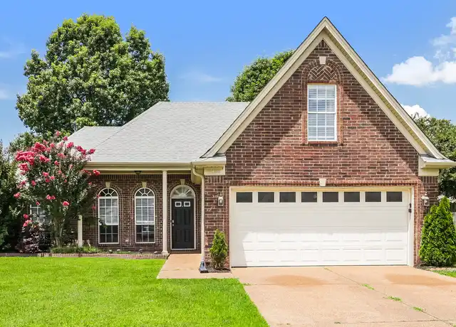 Property at 2458 Kindlewood Dr, Southaven, MS, 38672, 4 beds, 2 baths, [object Object]
