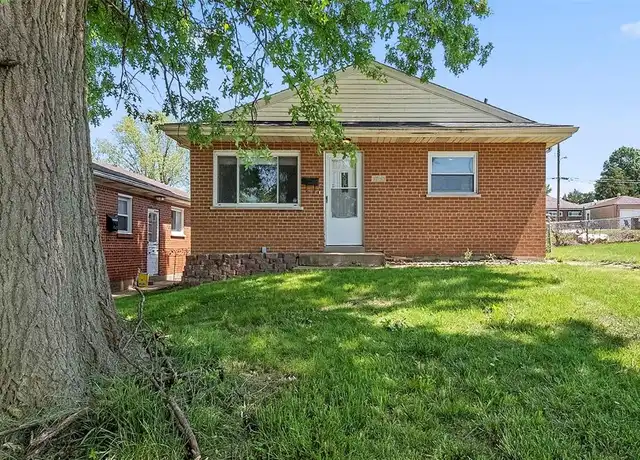 Property at 3735 Koeln Ave, Saint Louis, MO, 63116, 3 beds, 1.5 baths, [object Object]
