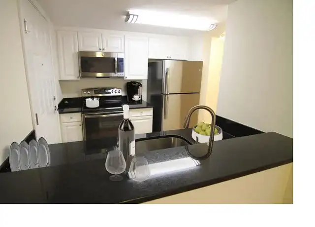 Property at 21 Wendell St Unit F, Cambridge, MA, 02138, 1 bed, 1 bath, [object Object]